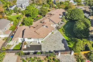 6052 Merritt Dr, Malibu, CA 90265 - Photo 1