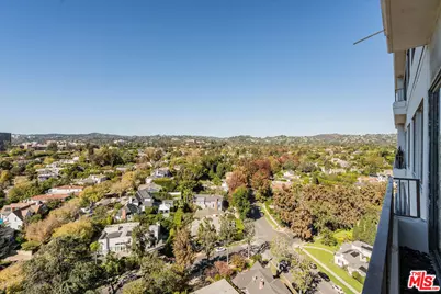 10501 Wilshire Blvd #1701, Los Angeles, CA 90024 - Photo 27