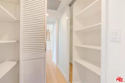 10501 Wilshire Blvd #1701, Los Angeles, CA 90024 - Photo 17