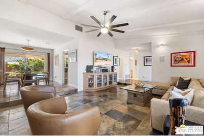 835 N Farrell Dr, Palm Springs, CA 92262 - Photo 15