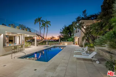 1821 Loma Vista Dr, Beverly Hills, CA 90210 - Photo 41