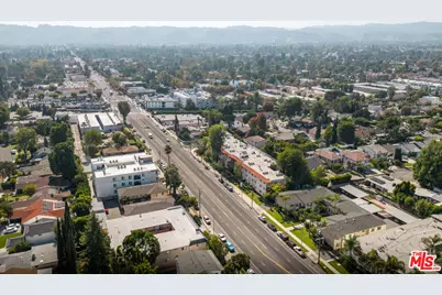 6121 Woodman Ave, Van Nuys, CA 91401 - Photo 21