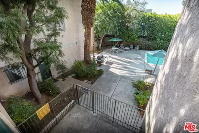 6121 Woodman Ave, Van Nuys, CA 91401 - Photo 45