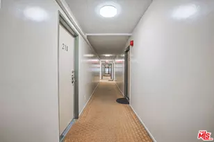 6121 Woodman Ave, Van Nuys, CA 91401 - Photo 57