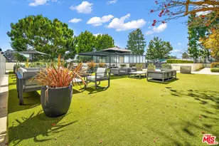 2222 Ave of the Stars, Los Angeles, CA 90067 - Photo 23