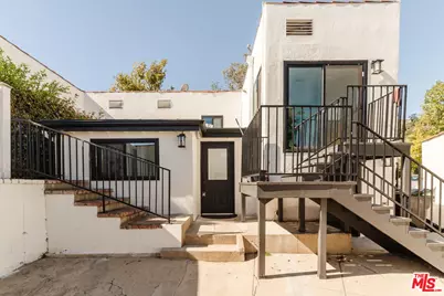 2060 High Tower Dr, Los Angeles, CA 90068 - Photo 23