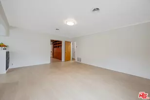 210 S Bundy Dr, Los Angeles, CA 90049 - Photo 35