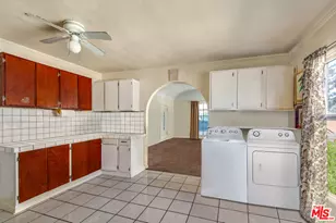 4628 10th Ave, Los Angeles, CA 90043 - Photo 3