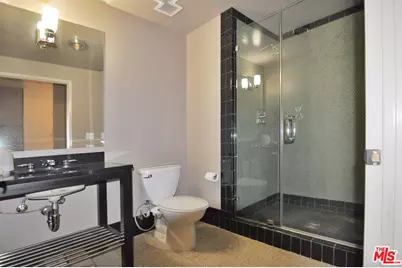 849 S Broadway #M8, Los Angeles, CA 90014 - Photo 21