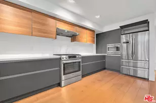 5014 Rosewood Ave #1/2, Los Angeles, CA 90004 - Photo 9