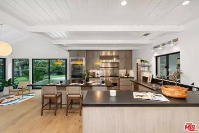 6417 Via Escondido Dr, Malibu, CA 90265 - Photo 7