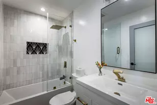 3589 Multiview Dr, Los Angeles, CA 90068 - Photo 25