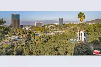 3589 Multiview Dr, Los Angeles, CA 90068 - Photo 33