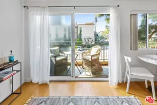 1154 S Barrington Ave, Los Angeles, CA 90049 - Photo 5