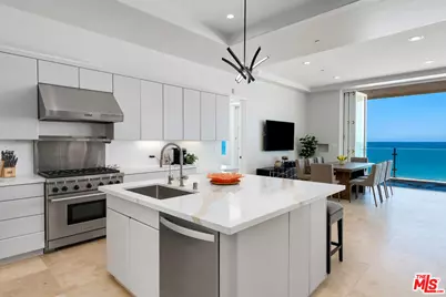 43250 Pacific Coast Hwy, Malibu, CA 90265 - Photo 9