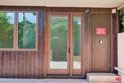 1249 N Formosa Ave, West Hollywood, CA 90046 - Photo 5