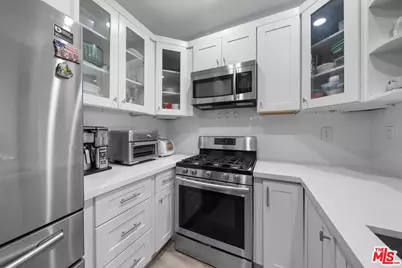 620 S Gramercy Pl #234, Los Angeles, CA 90005 - Photo 9