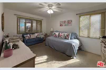 3810 S Dunsmuir Ave, Los Angeles, CA 90008 - Photo 13