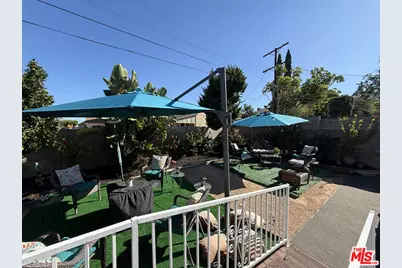 3810 S Dunsmuir Ave, Los Angeles, CA 90008 - Photo 29