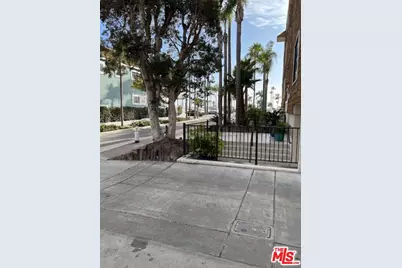 613 E Balboa Blvd #A, Newport Beach, CA 92661 - Photo 9