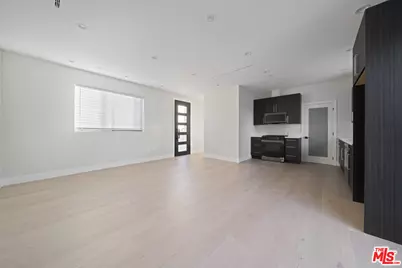 17443 Valerio St, Van Nuys, CA 91406 - Photo 19