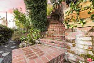 12458 Laurel Terrace Dr, Studio City, CA 91604 - Photo 19