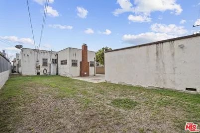 2729 W 79th St, Inglewood, CA 90305 - Photo 23