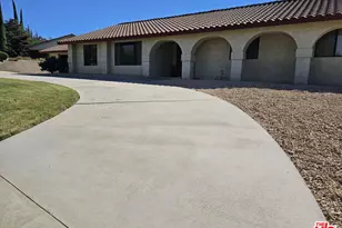 4442 Mockingbird Ln, Banning, CA 92220 - Photo 3