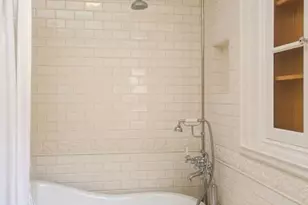 1957 Mandeville Canyon Rd, Los Angeles, CA 90049 - Photo 31