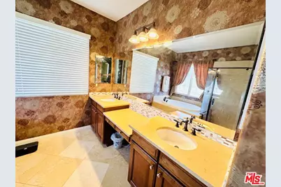 8150 Julie Ct, Hesperia, CA 92345 - Photo 13