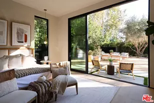 23340 Collins St, Woodland Hills, CA 91367 - Photo 23