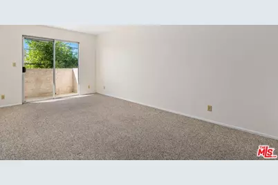 1021 N Crescent Heights Blvd #205, West Hollywood, CA 90046 - Photo 13