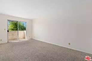 1021 N Crescent Heights Blvd, West Hollywood, CA 90046 - Photo 13