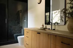 23346 Collins St, Woodland Hills, CA 91367 - Photo 33