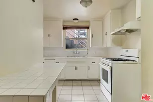 3725 S Victoria Ave, Los Angeles, CA 90016 - Photo 15