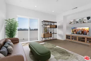 11218 W Lyon Ln, North Hollywood, CA 91606 - Photo 3