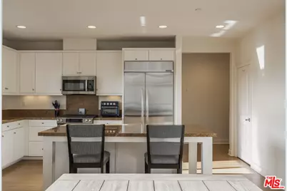 12887 Runway Rd #3, Los Angeles, CA 90094 - Photo 9