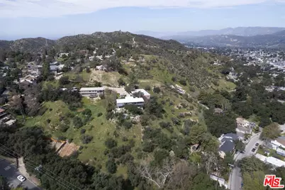 9631 Oak Bend Rd, Tujunga, CA 91402 - Photo 7