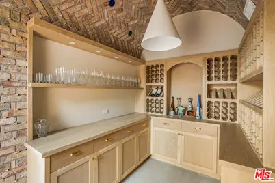 1744 Reedvale Ln, Los Angeles, CA 90049 - Photo 13