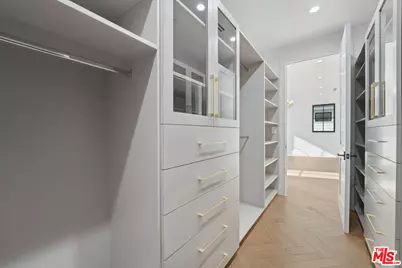 4539 Longridge Ave, Studio City, CA 91423 - Photo 29