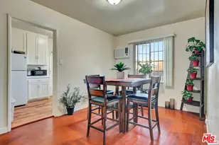 4034 Abourne Rd, Los Angeles, CA 90008 - Photo 13