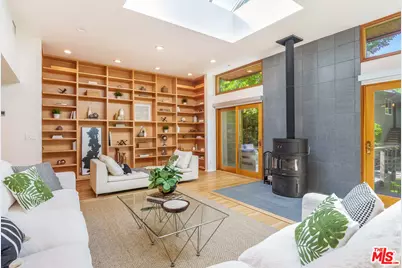 14903 Valley Vista Blvd, Sherman Oaks, CA 91403 - Photo 5