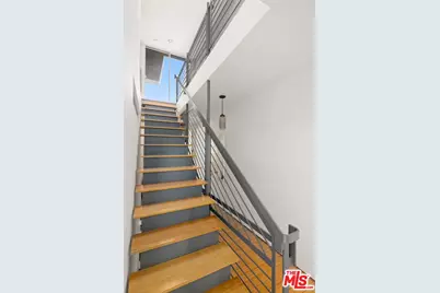 950 N Orange Grove Ave #2, West Hollywood, CA 90046 - Photo 13