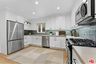 8833 Ashcroft Ave, West Hollywood, CA 90048 - Photo 11