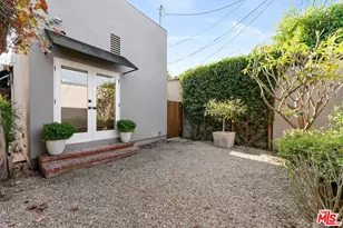8833 Ashcroft Ave, West Hollywood, CA 90048 - Photo 27