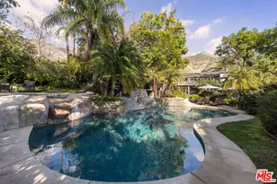 2555 N Altadena Dr, Altadena, CA 91001 - Photo 39