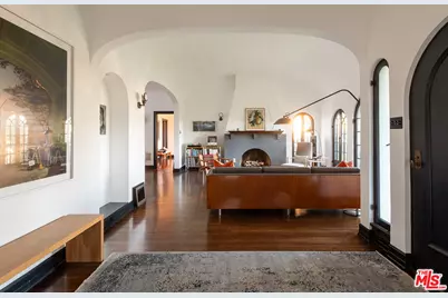 2073 N Catalina St, Los Angeles, CA 90027 - Photo 5