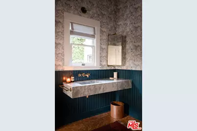 2073 N Catalina St, Los Angeles, CA 90027 - Photo 29