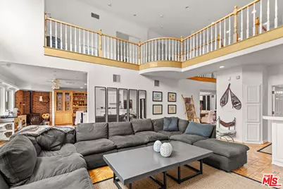 28765 Pine Canyon Rd, Green Valley, CA 93532 - Photo 15