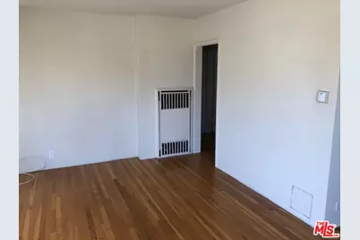 1927 Butler Ave, Los Angeles, CA 90025 - Photo 17